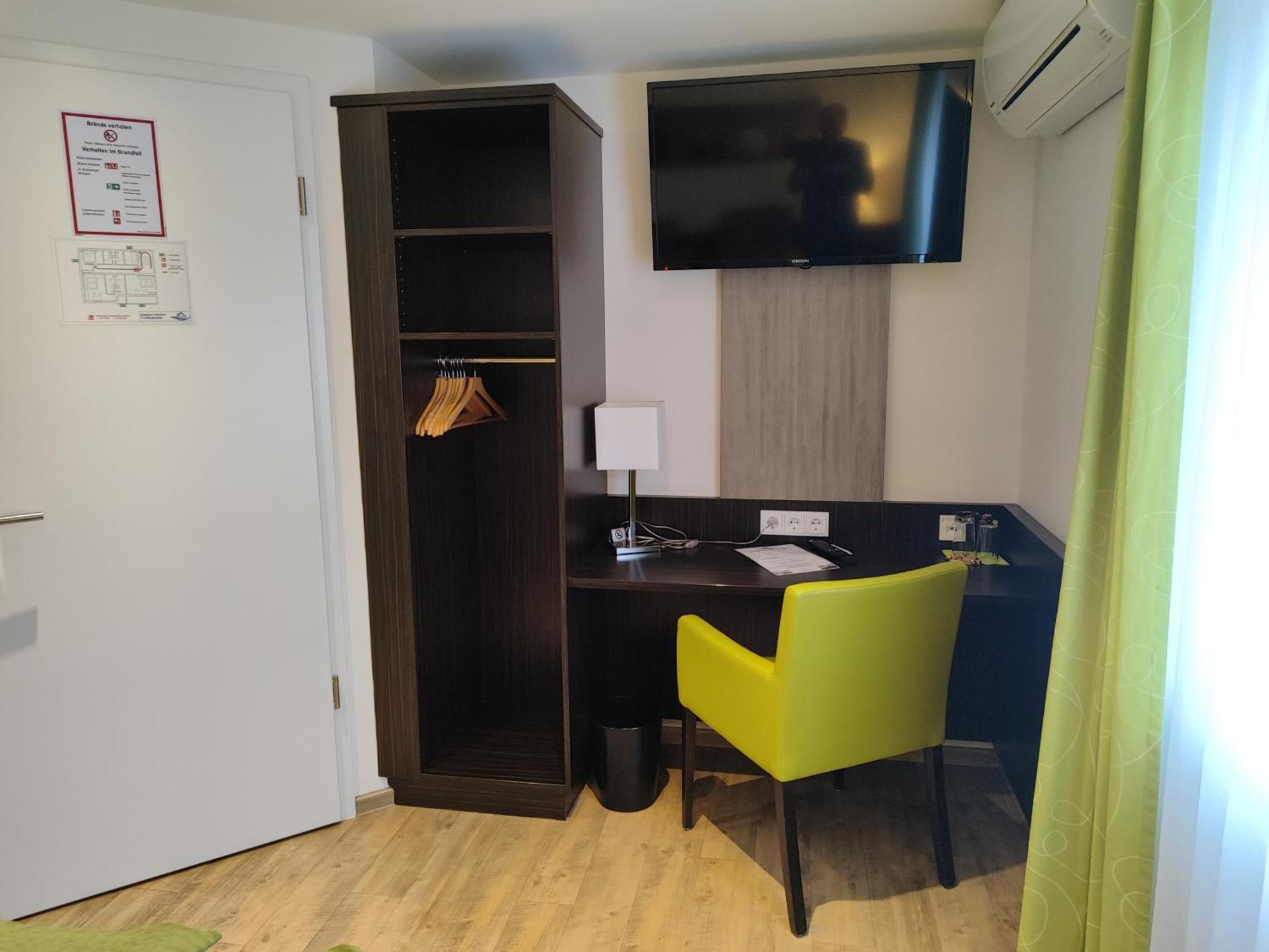 Hotel Gaestehaus Stock Zimmer Trueffeleckle FDH Exterior photo