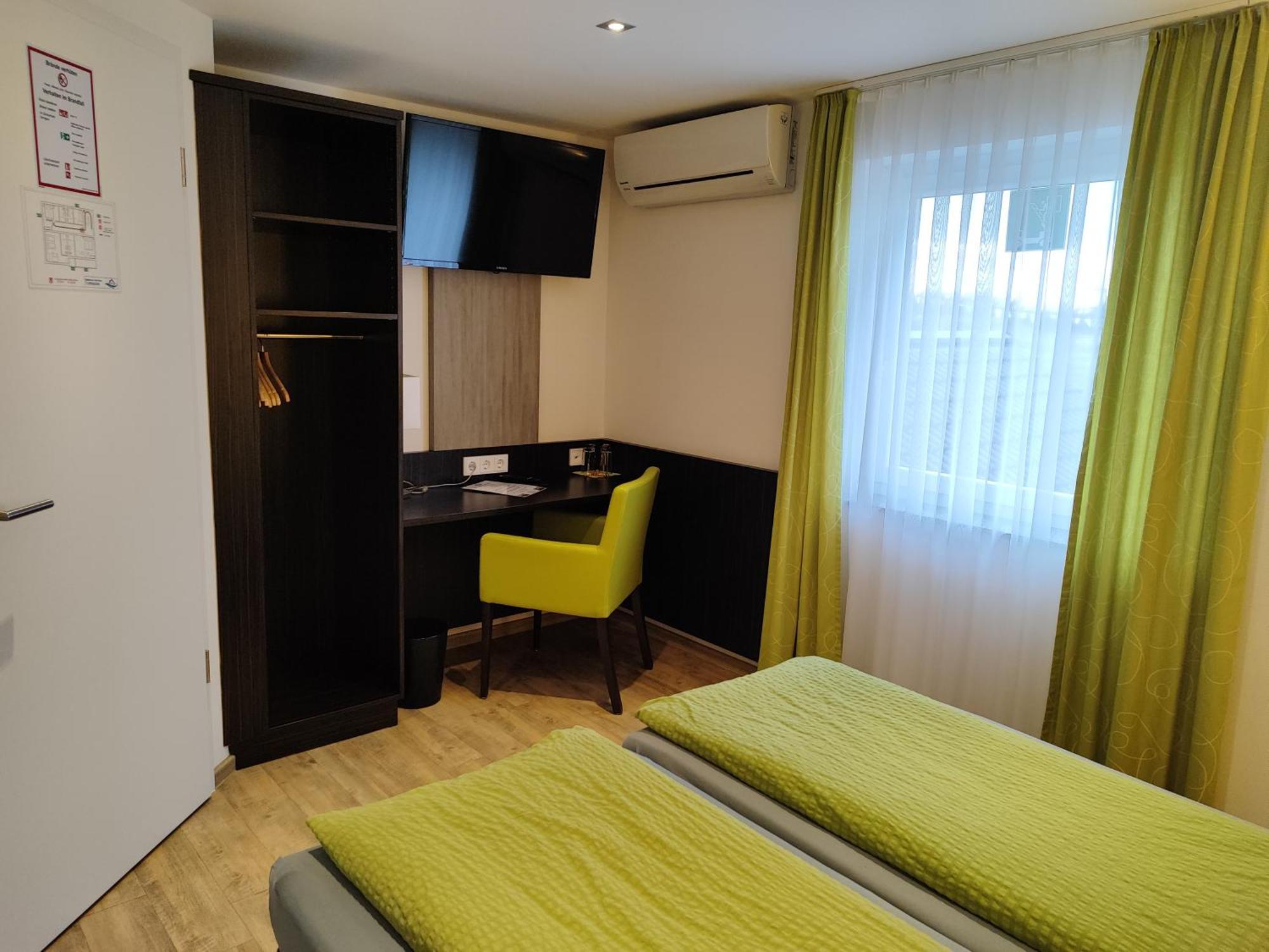 Hotel Gaestehaus Stock Zimmer Trueffeleckle FDH Exterior photo